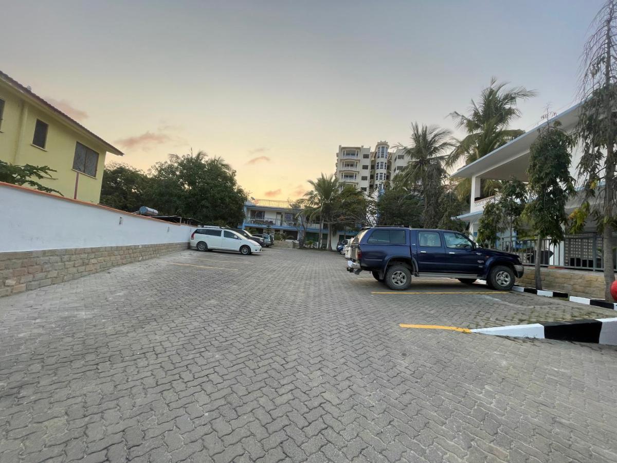 Paradise Resort Apartments Nyali Beach Exterior foto